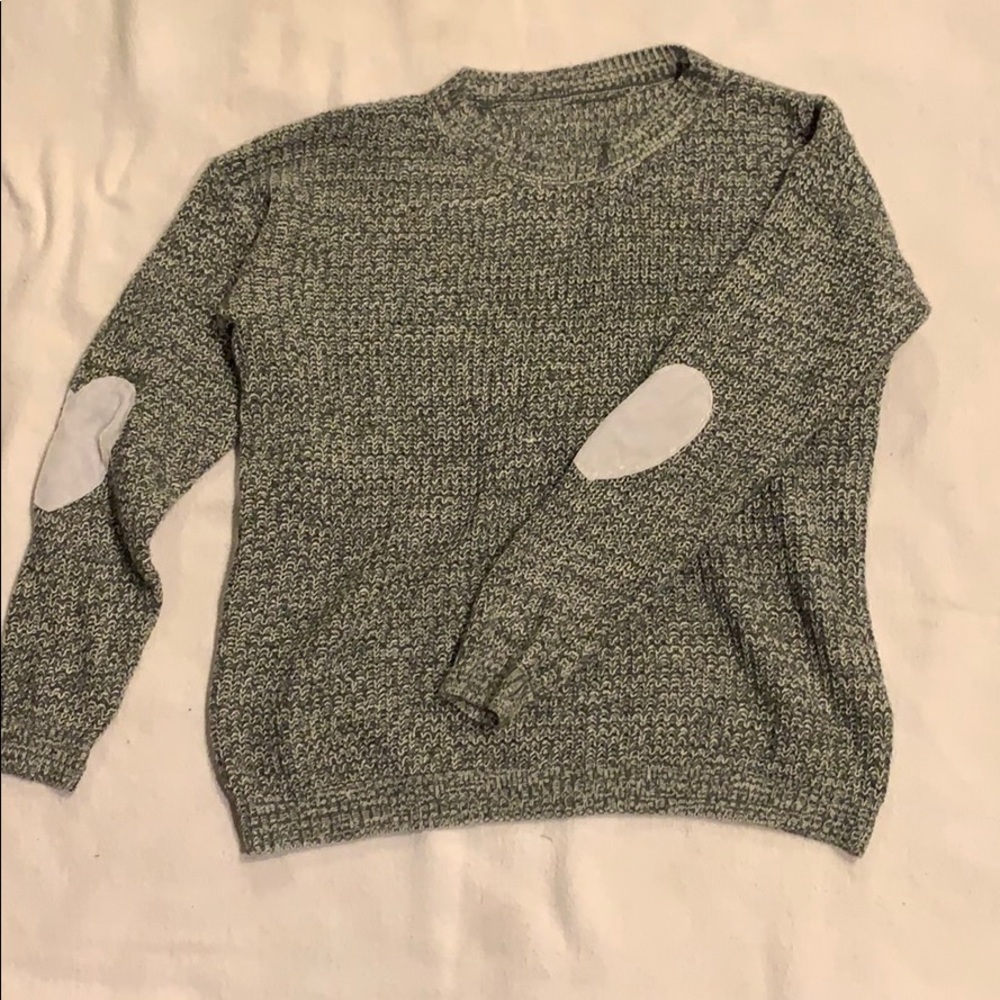 ✨Cute Grey Sweater✨